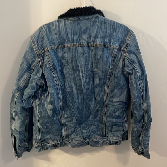 Levi’s Sherpa trucker jacket - Picture 2 of 2